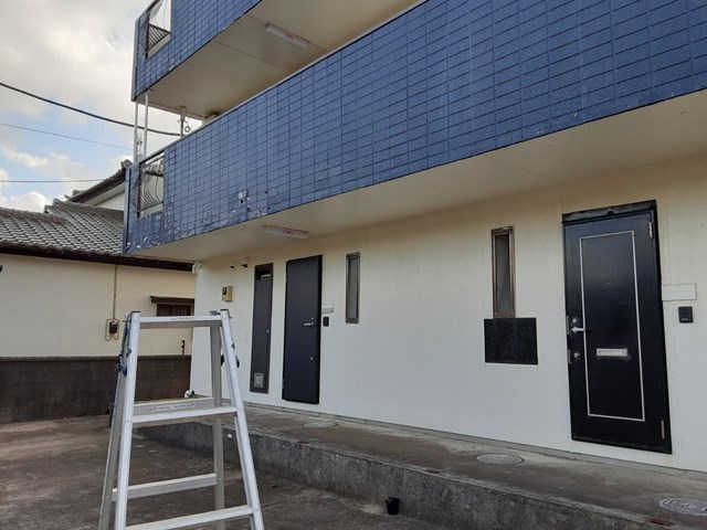 共有路下部の軒天